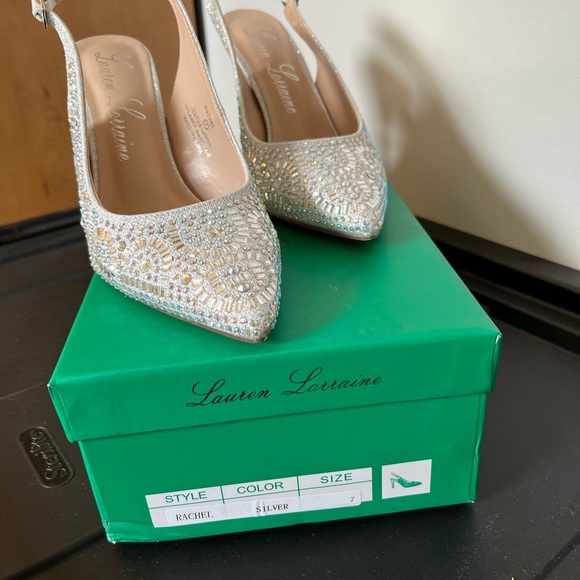 Size 7 brand  new Lauren Lorraine sparkly silver sling back - Picture 6 of 6
